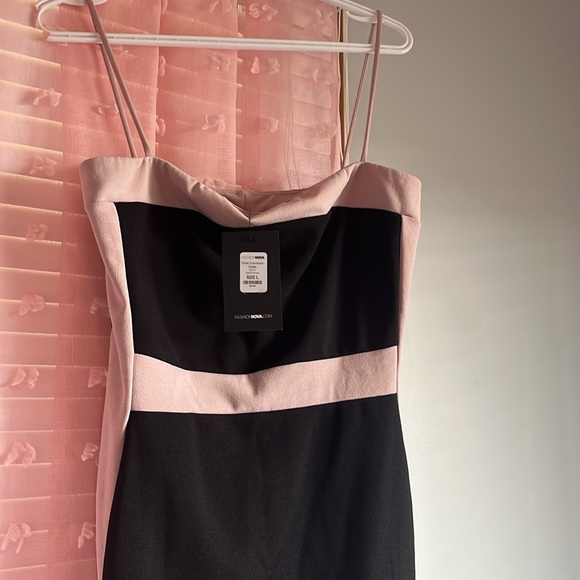 Fashion nova dress - Picture 2 of 3